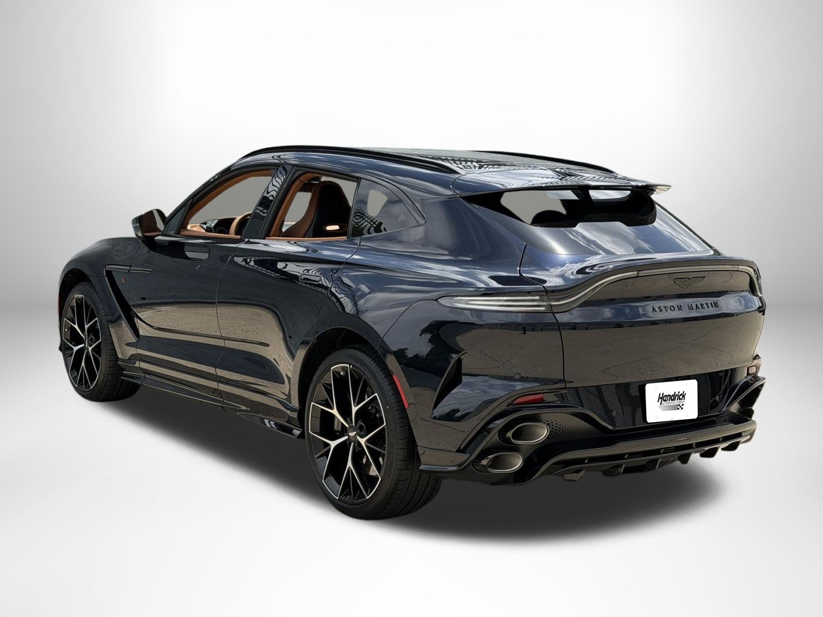 New 2026 Aston Martin DBX 707 AWD/4WD image 2