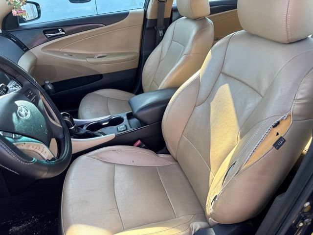 Used 2011 Hyundai Sonata Limited w/ Navigation Pkg 5 FWD image 10