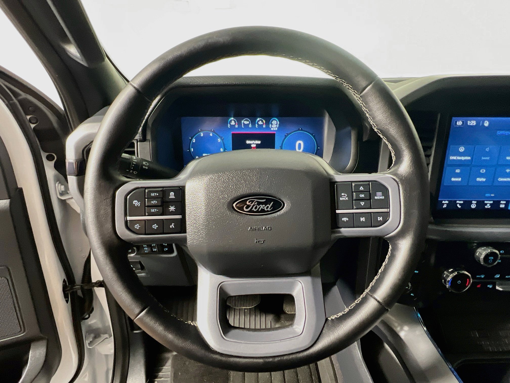 Used 2026 Ford F150 XLT w/ Equipment Group 302A MID AWD/4WD image 17