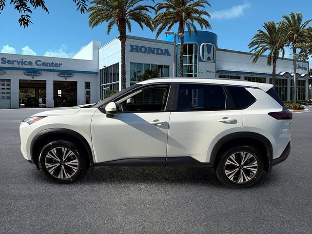 Used 2023 Nissan Rogue SV w/ SV Premium B Package FWD image 5