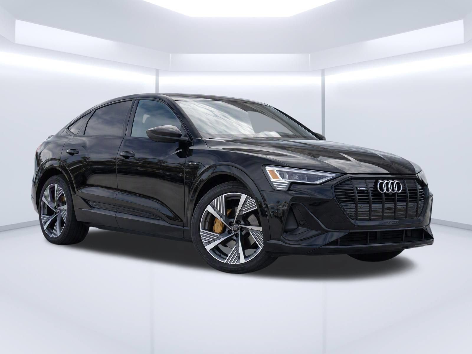 Used 2022 Audi e-tron Prestige AWD/4WD image 6