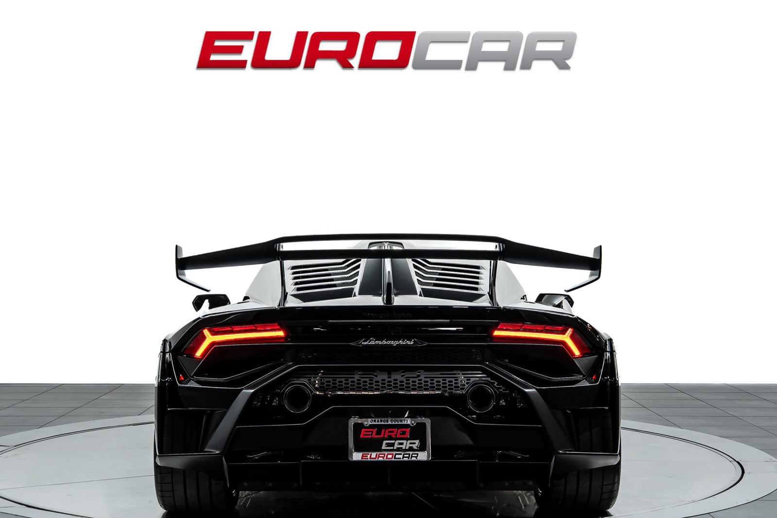 Used 2022 Lamborghini Huracan STO RWD image 4