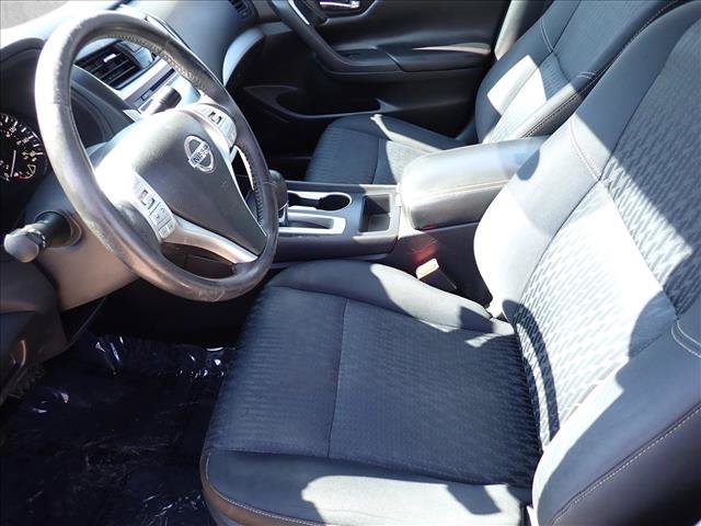 Used 2017 Nissan Altima 2.5 SV FWD image 9