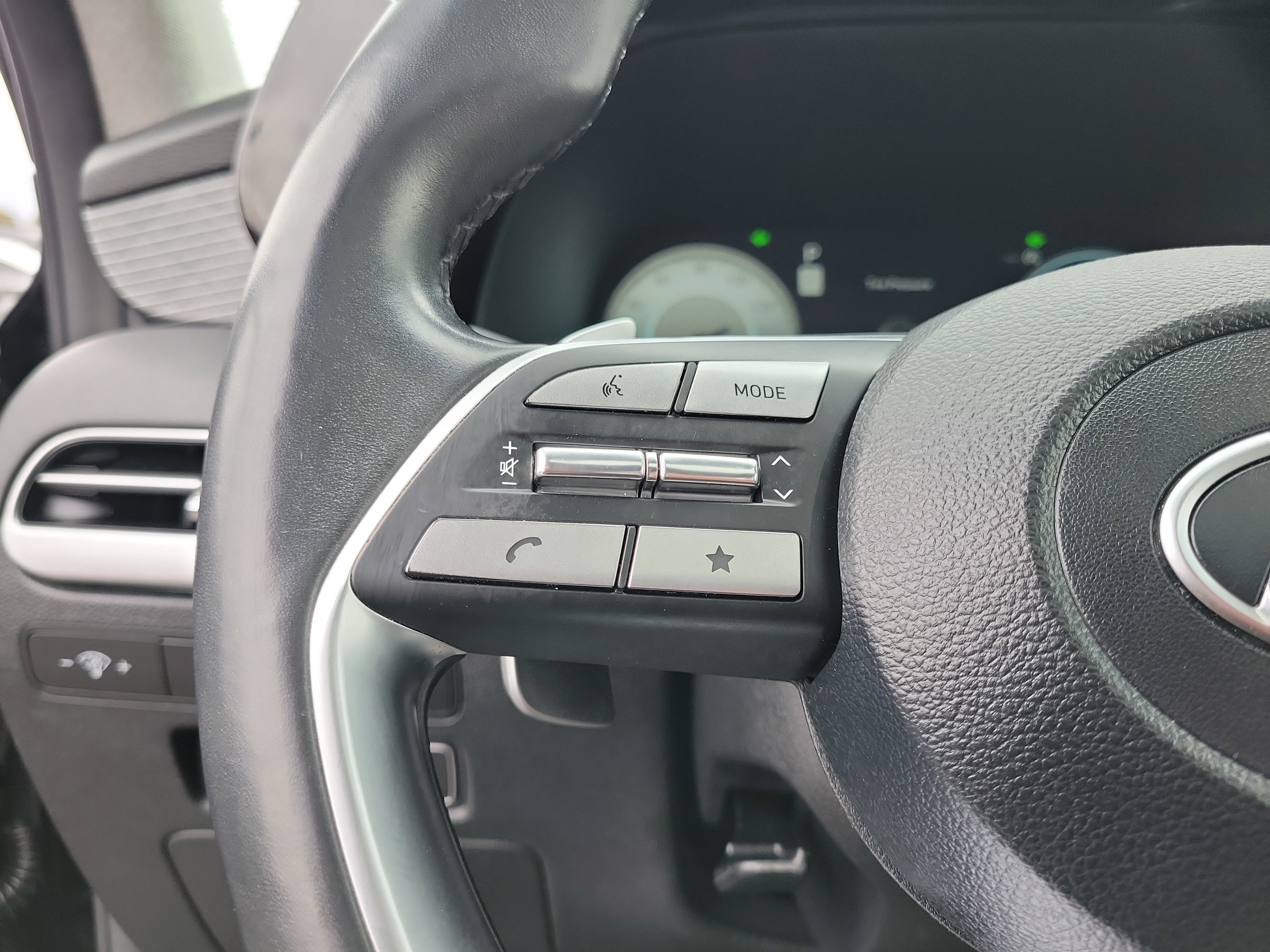 Used 2023 Hyundai Palisade Limited image 23