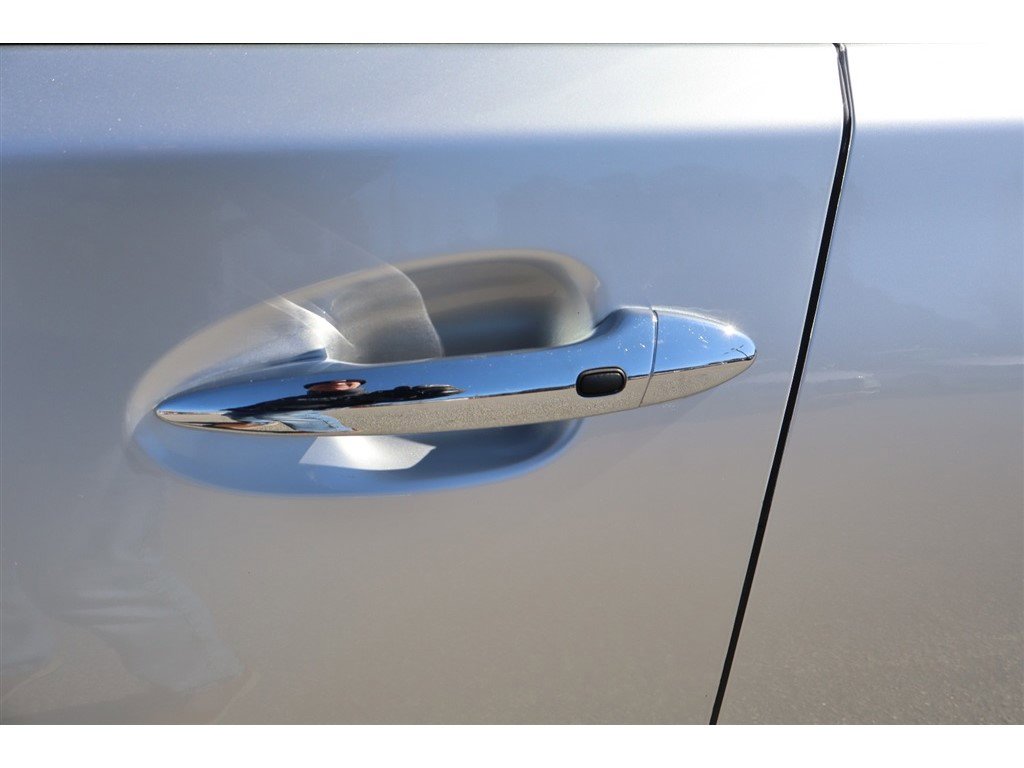 Used 2013 Lexus LS 460 AWD w/ Comfort Pkg image 48