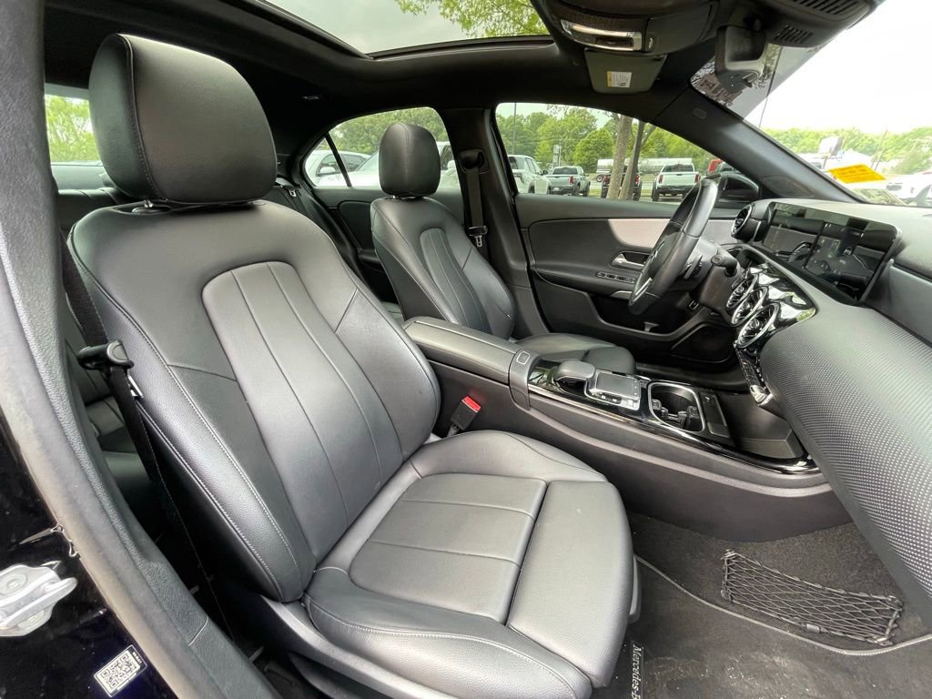 Used 2020 Mercedes-Benz A 220 image 31
