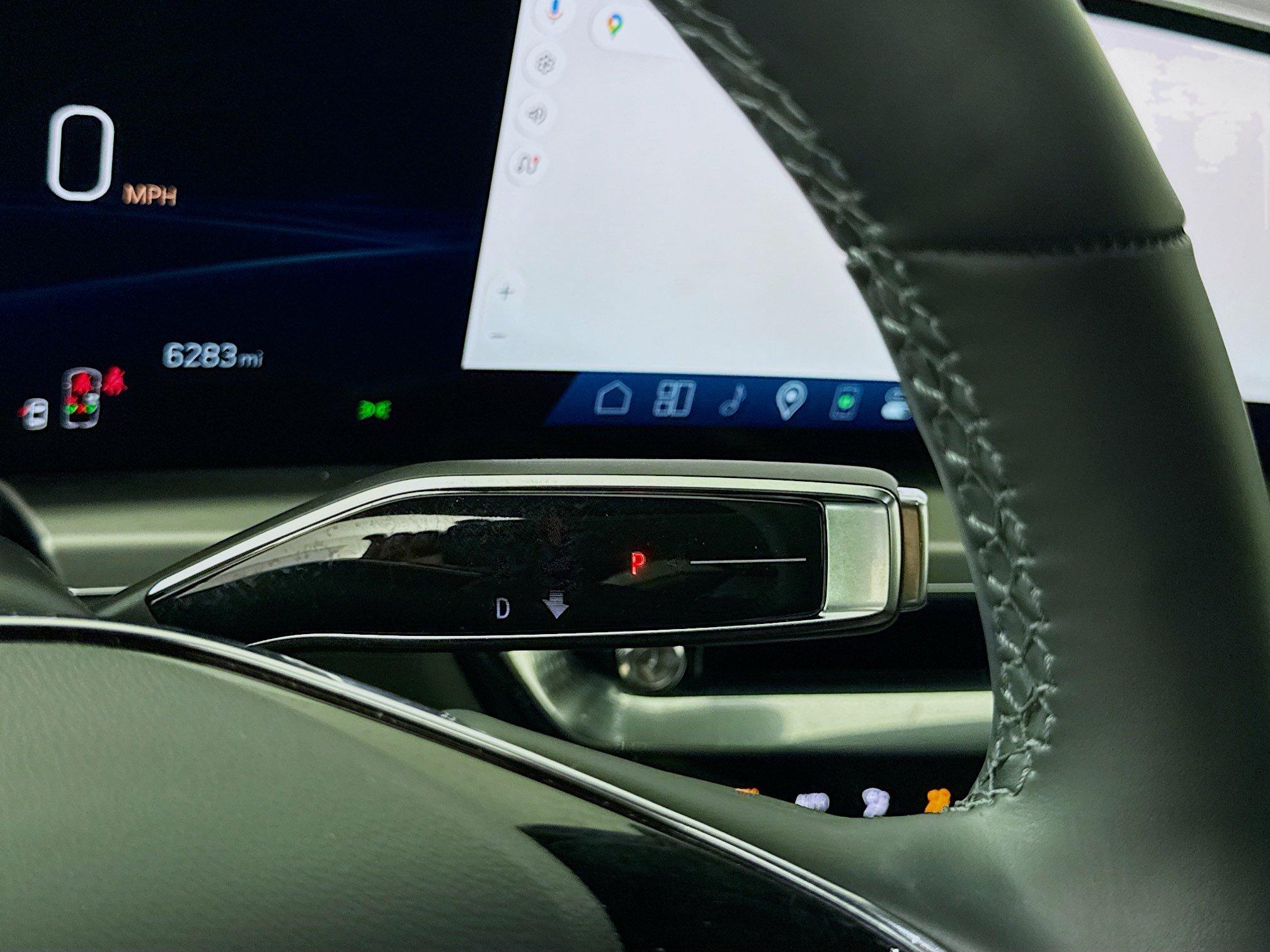 Used 2025 Cadillac Lyriq Sport RWD image 19
