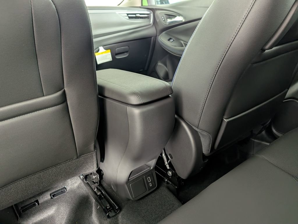 New 2026 Buick Encore GX Sport Touring w/ Advanced Technology Package image 32