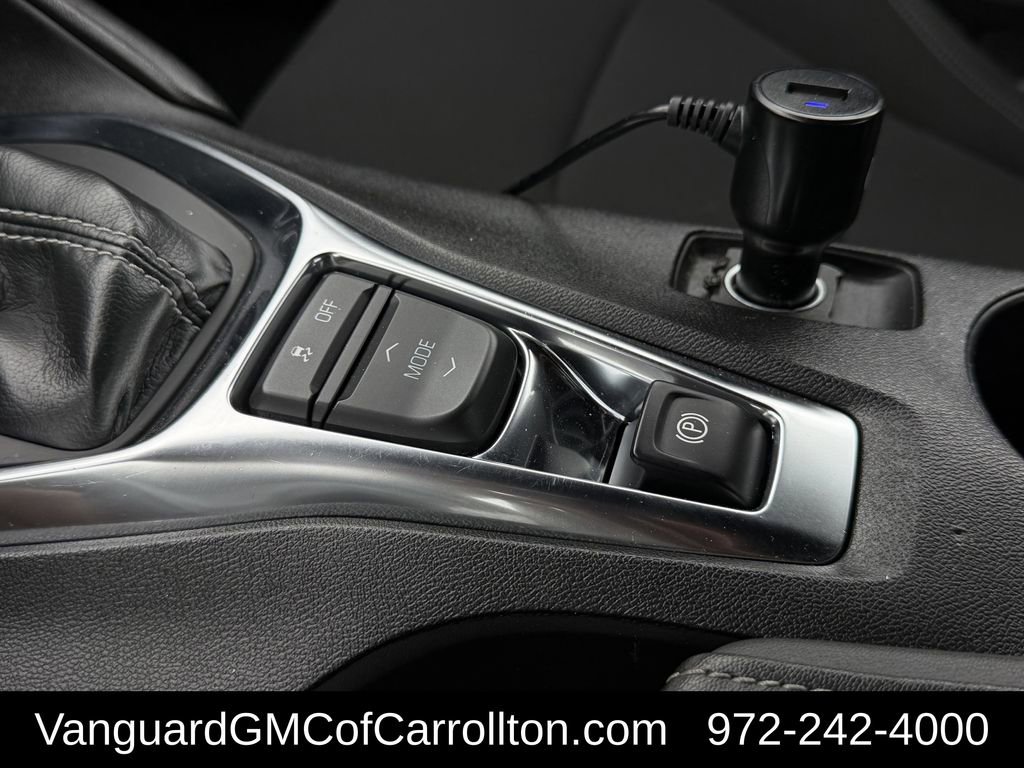 Used 2023 Chevrolet Camaro LT RWD image 20