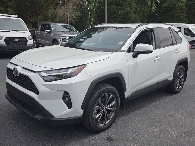 Used 2024 Toyota RAV4 XLE Premium w/ Weather Package AWD/4WD image 3