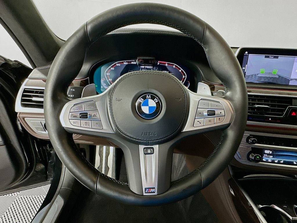 Used 2022 BMW M760i xDrive w/ Luxury Rear Seating Package AWD/4WD image 11