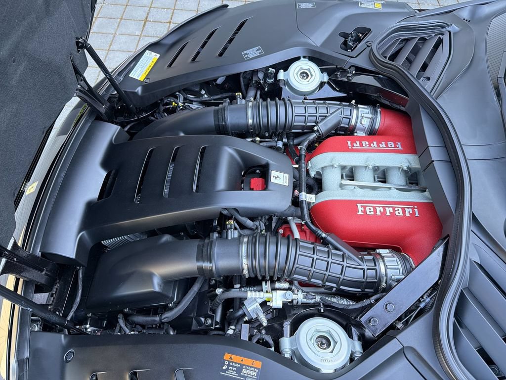 Used 2026 Ferrari Purosangue AWD/4WD image 24