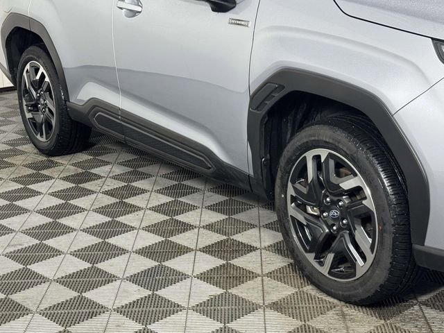 Certified 2025 Subaru Forester Limited image 12