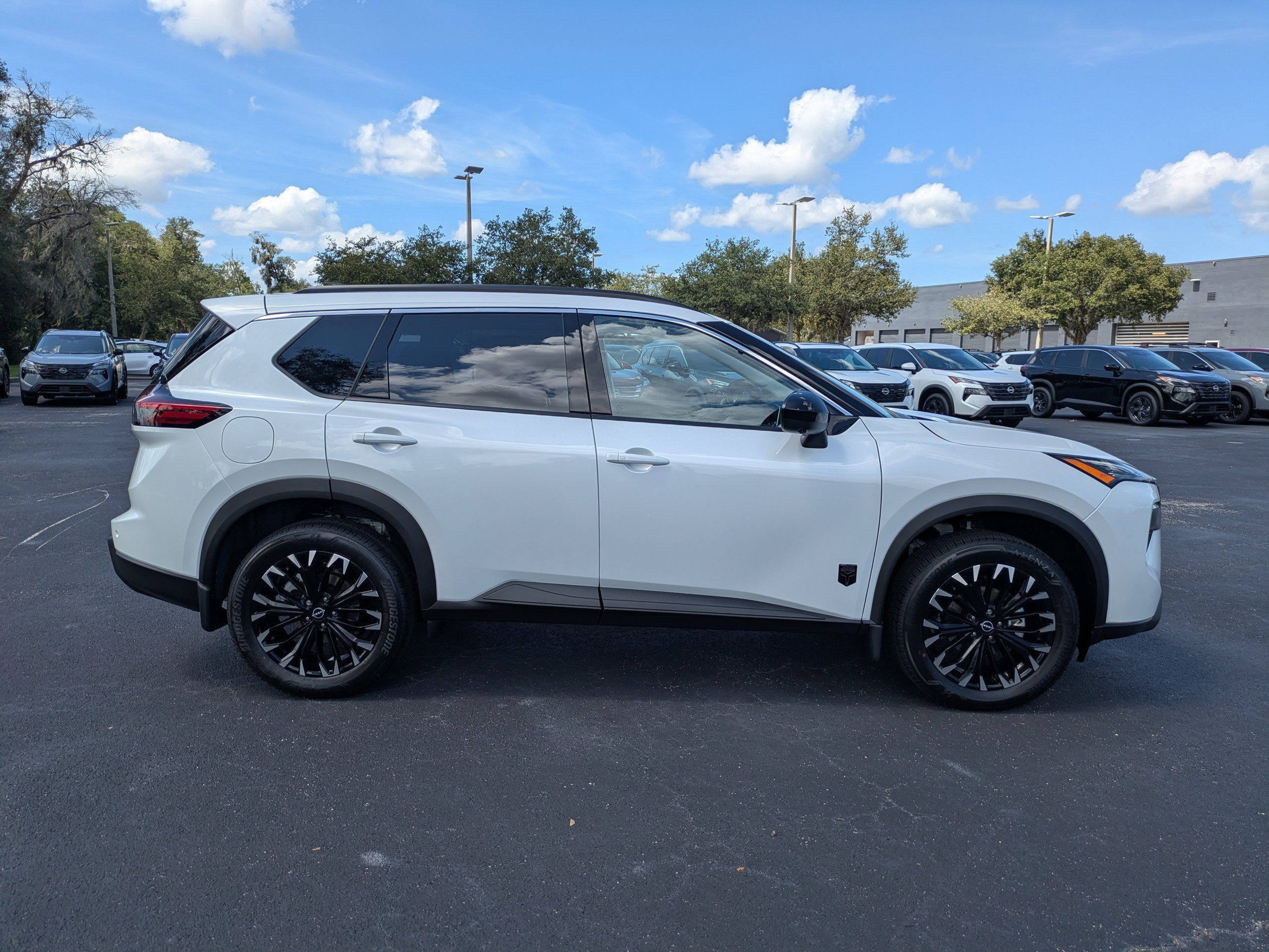 New 2026 Nissan Rogue Dark Armor FWD image 3