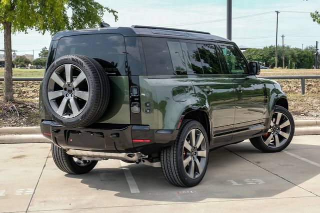 New 2026 Land Rover Defender 110 X AWD/4WD image 9