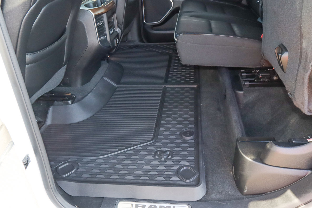 Used 2021 RAM 1500 Laramie image 21