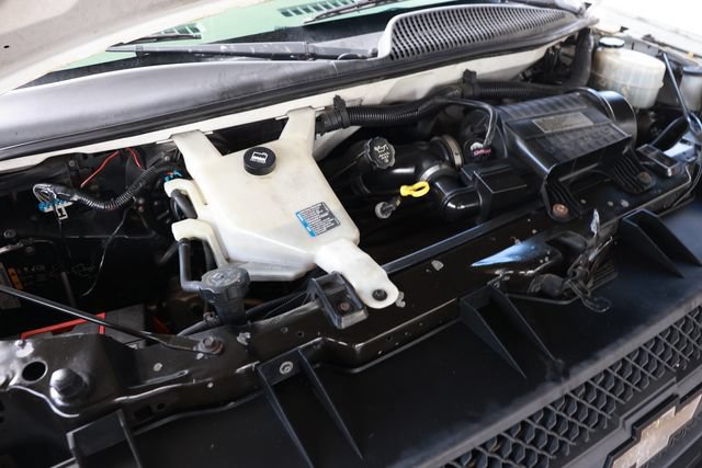 Used 2012 Chevrolet Express 3500 Extended RWD image 44