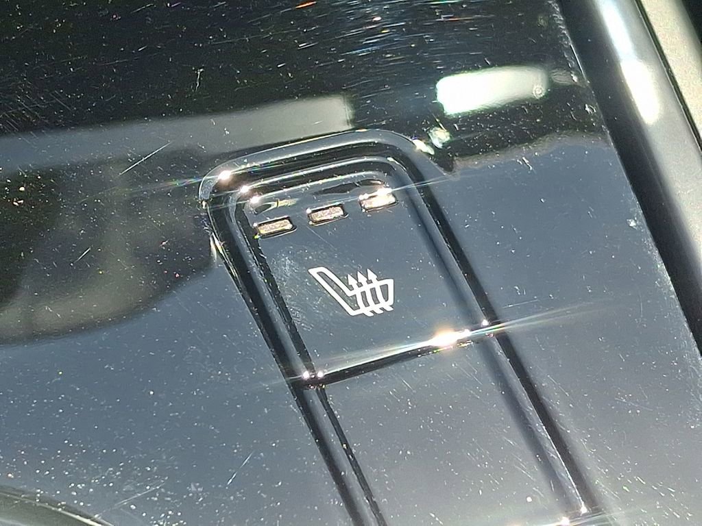 Used 2023 Kia Niro Wind FWD image 26