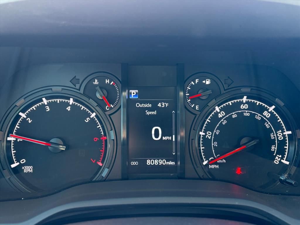 Used 2022 Toyota 4Runner SR5 w/ Wilderness Package (TMS) AWD/4WD image 7