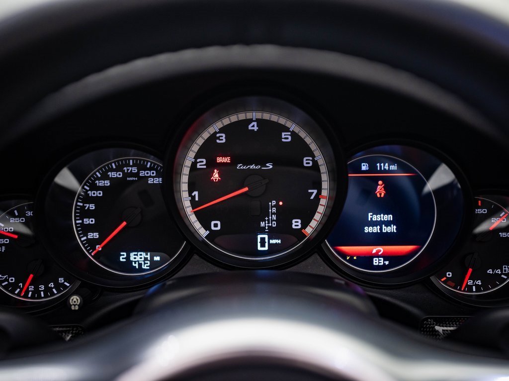 Used 2015 Porsche 911 Turbo S image 24