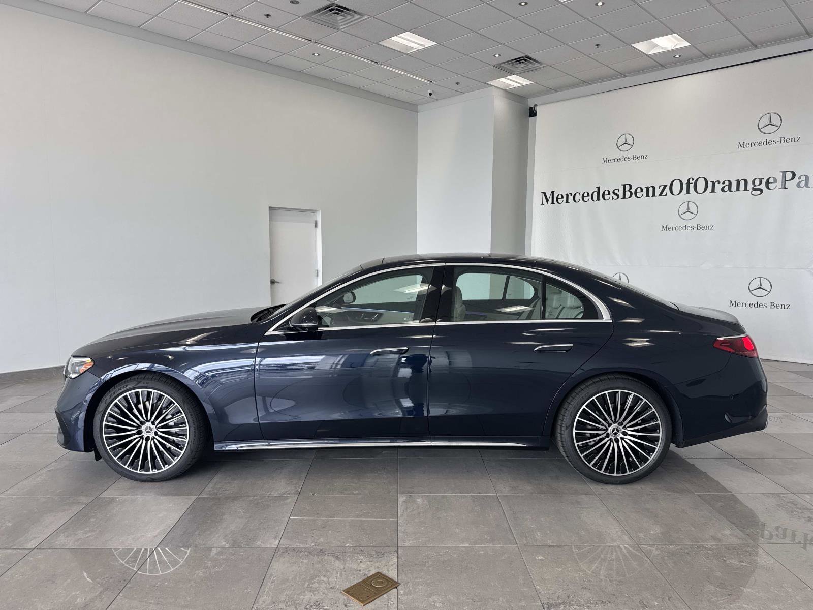 New 2026 Mercedes-Benz E 350 Sedan image 7