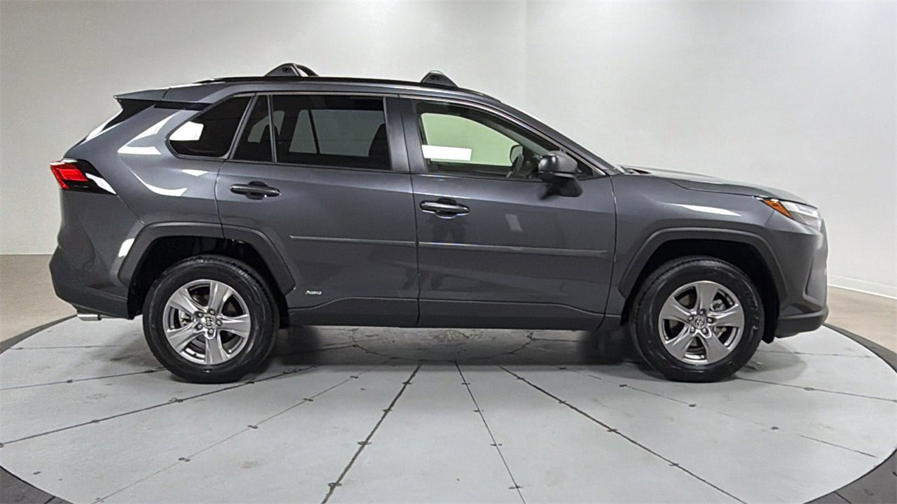 Certified 2025 Toyota RAV4 LE image 6