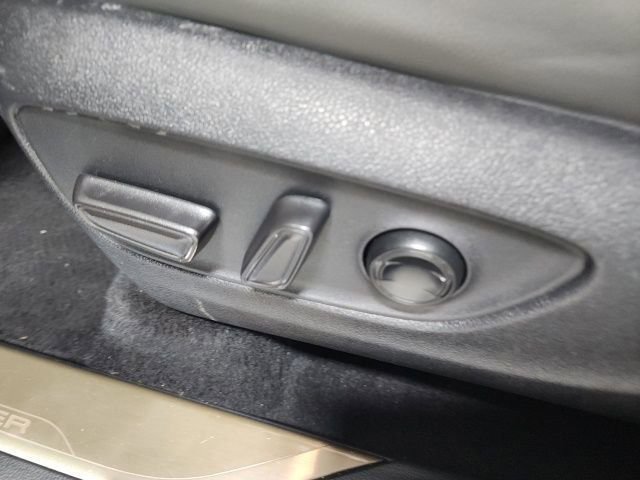 Used 2022 Toyota Highlander Bronze Edition image 26