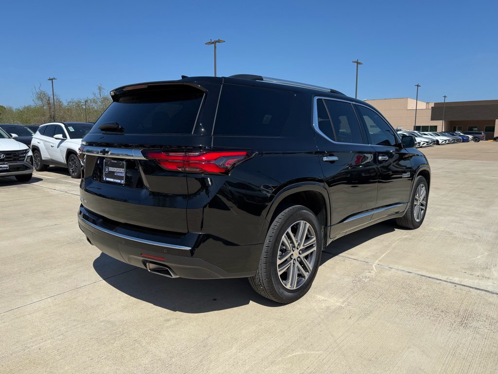 Used 2024 Chevrolet Traverse High Country AWD/4WD image 7
