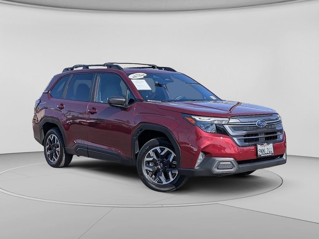 Used 2025 Subaru Forester Premium AWD/4WD image 7