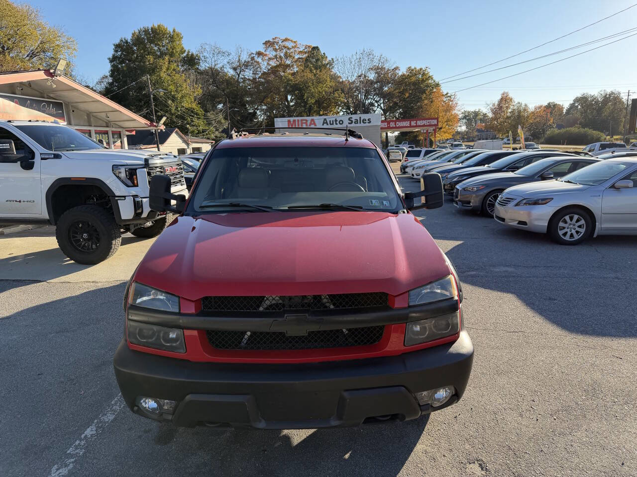 Used 2002 Chevrolet Avalanche 4x4 w/ Off-Road Suspension Pkg image 11