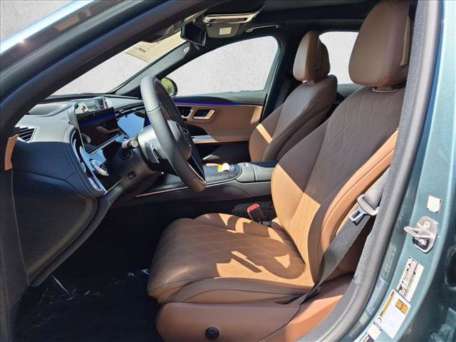 New 2027 Mercedes-Benz E 450 4MATIC Sedan image 4