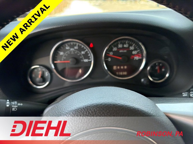 Used 2013 Jeep Wrangler Unlimited Rubicon image 13