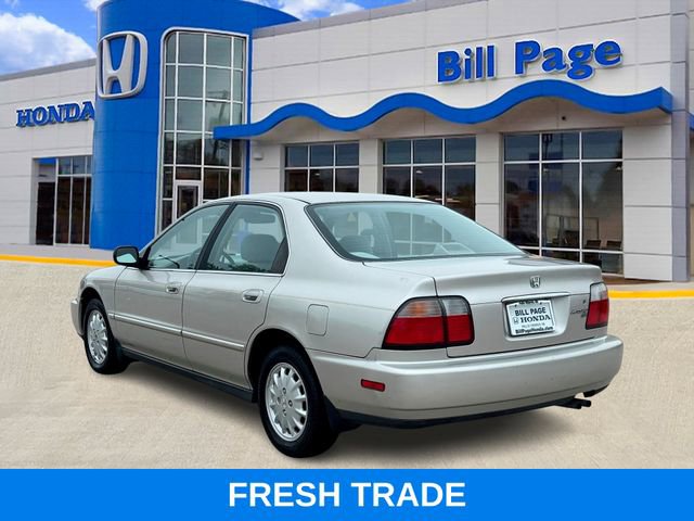 Used 1996 Honda Accord EX image 3
