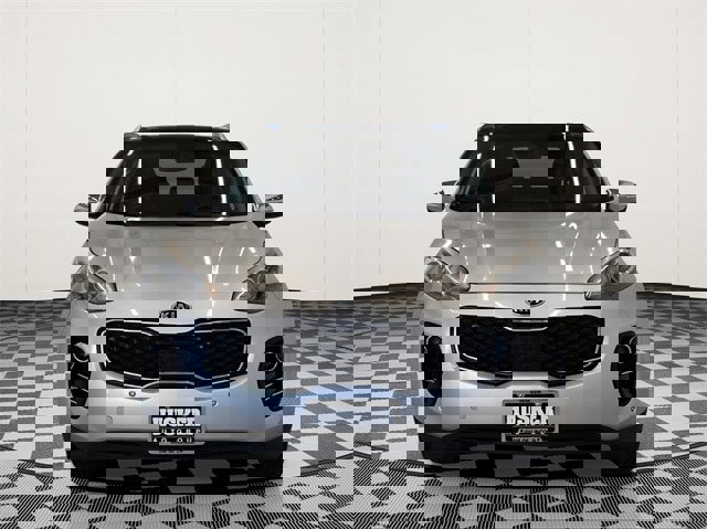 Used 2017 Kia Sportage EX w/ EX Technology Package image 3