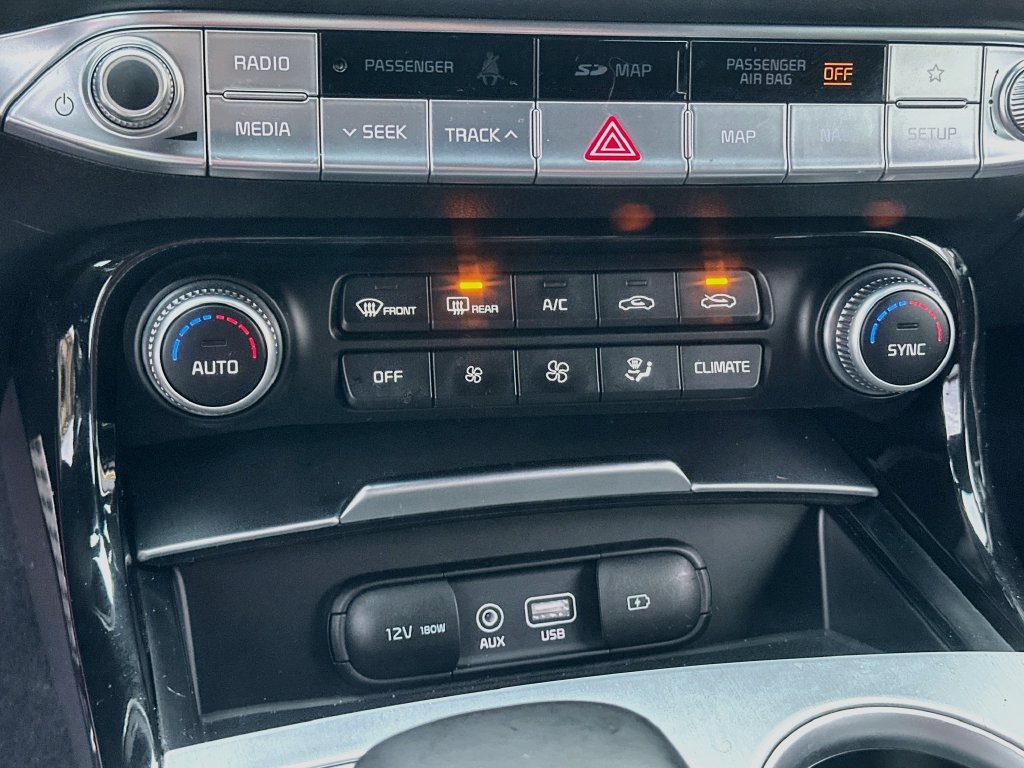 Used 2018 Kia Stinger GT2 RWD image 16