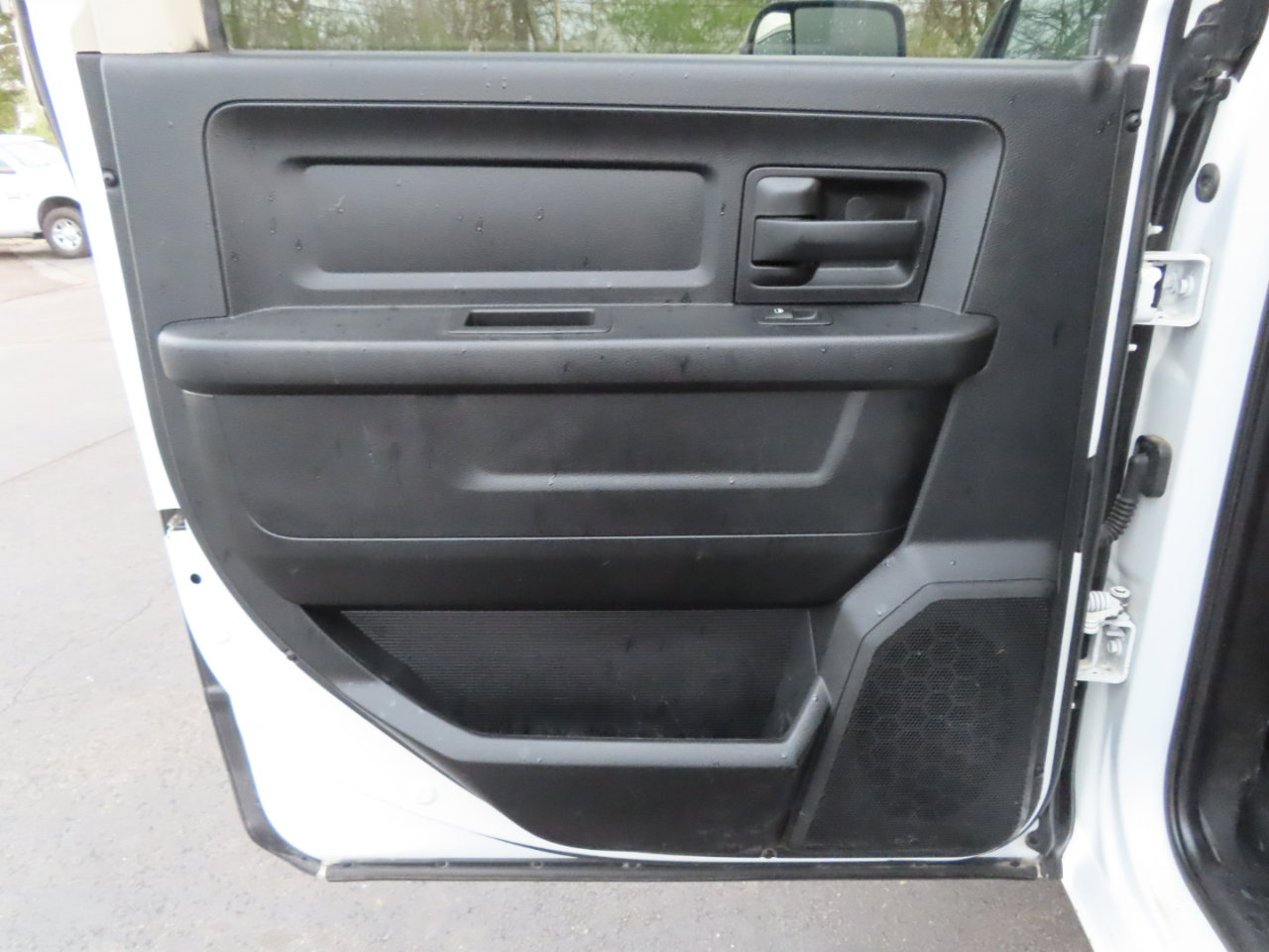 Used 2016 RAM 5500 Tradesman image 31