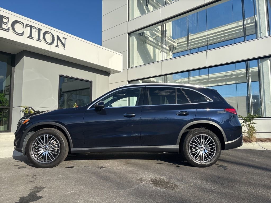 Used 2024 Mercedes-Benz GLC 300 image 9