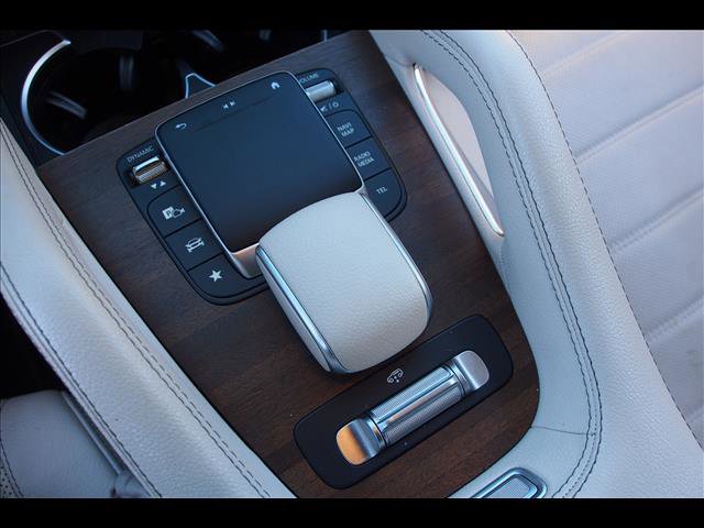 Used 2021 Mercedes-Benz GLS 580 4MATIC image 34