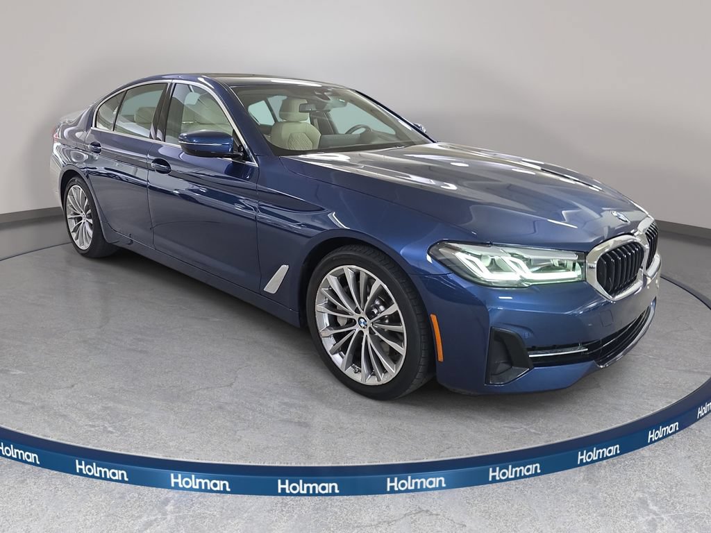 Used 2023 BMW 530i w/ Premium Package RWD image 4