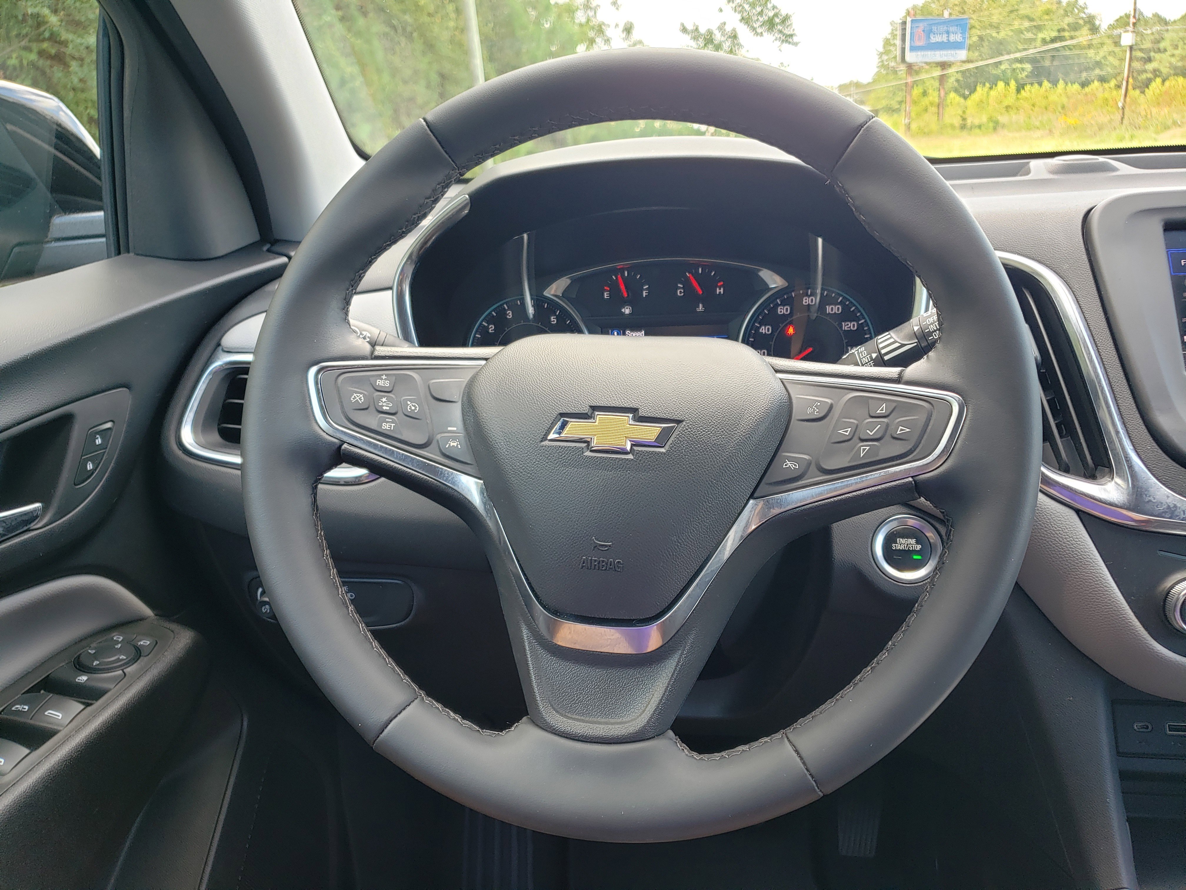 Used 2024 Chevrolet Equinox LT image 19