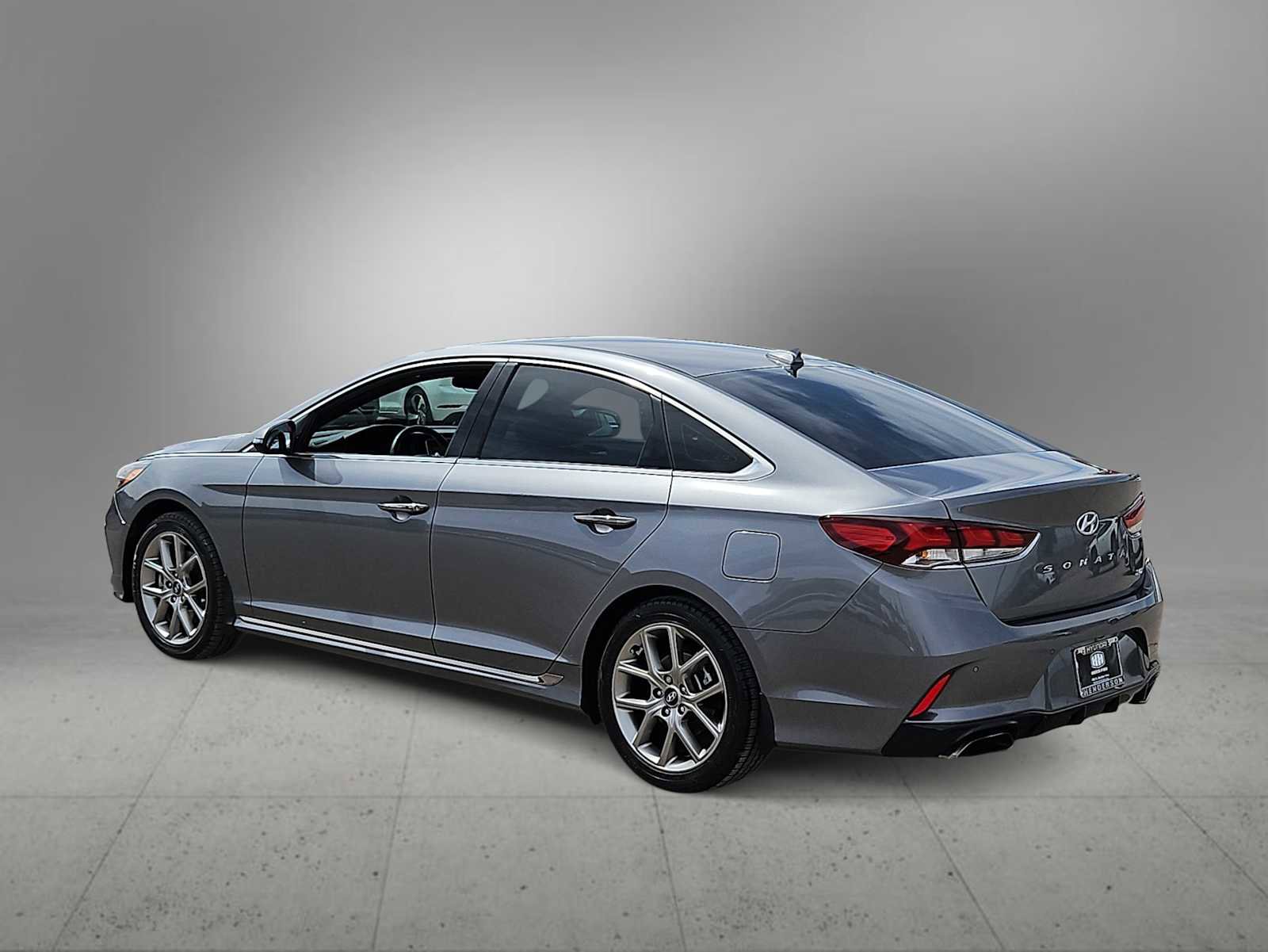 Used 2018 Hyundai Sonata Limited image 6