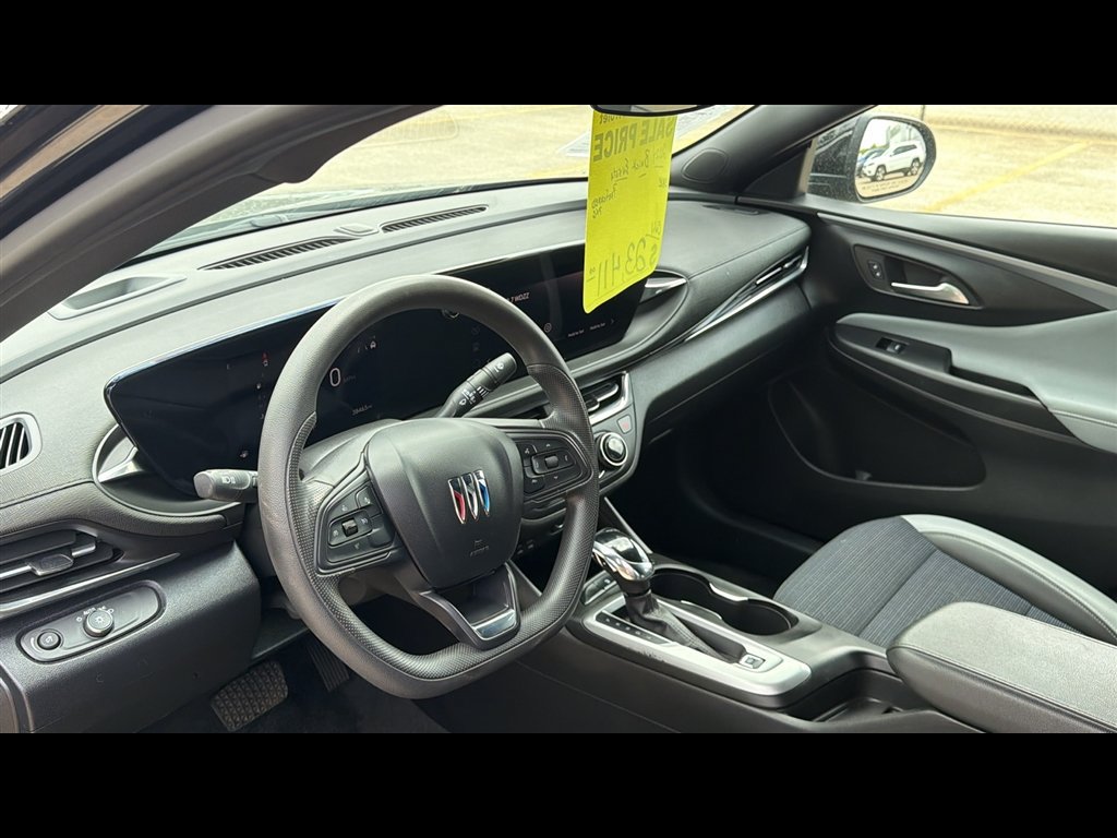 Used 2024 Buick Envista Preferred FWD image 9
