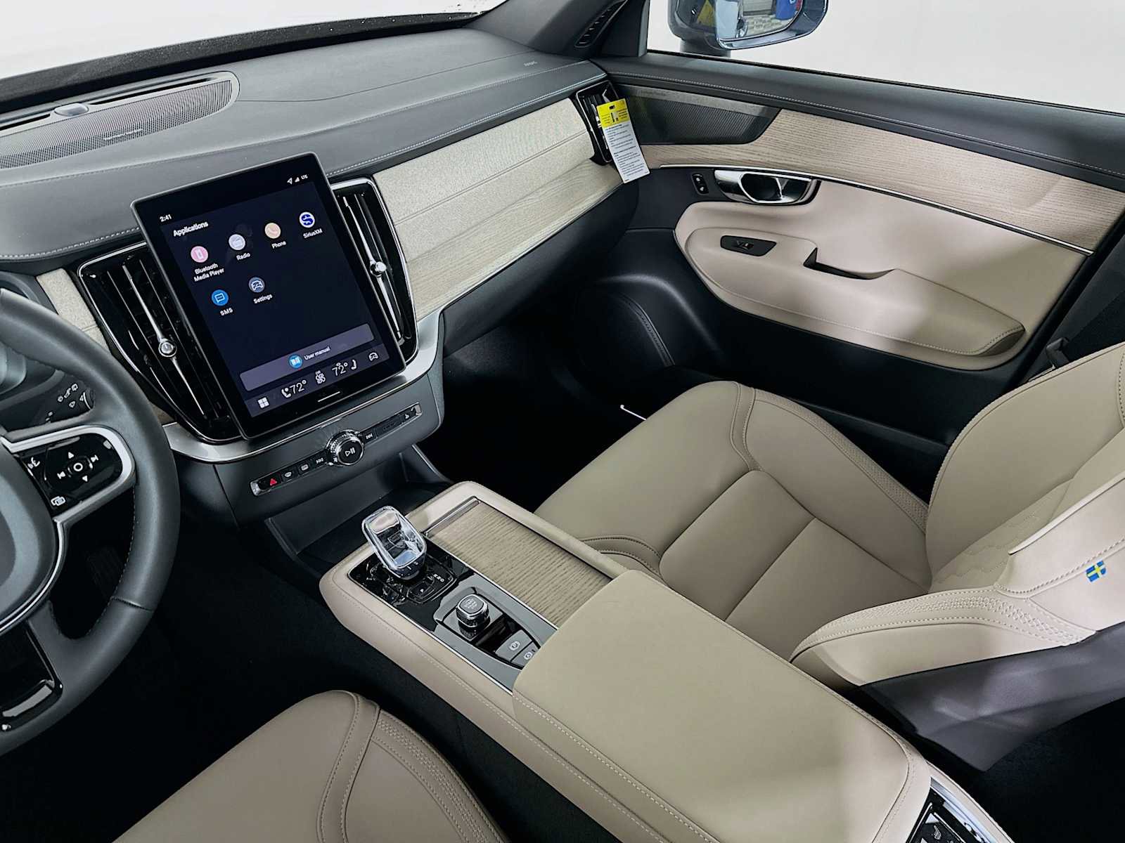 New 2026 Volvo XC90 B5 Plus w/ Protection Package AWD/4WD image 21