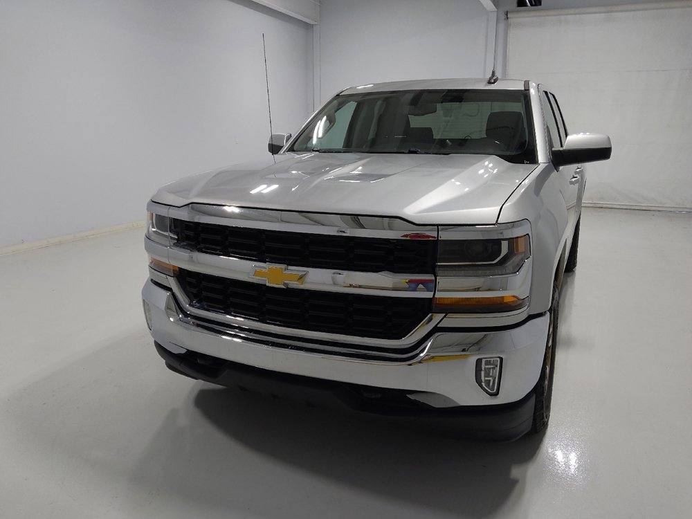 Used 2018 Chevrolet Silverado 1500 LT w/ All Star Edition image 15