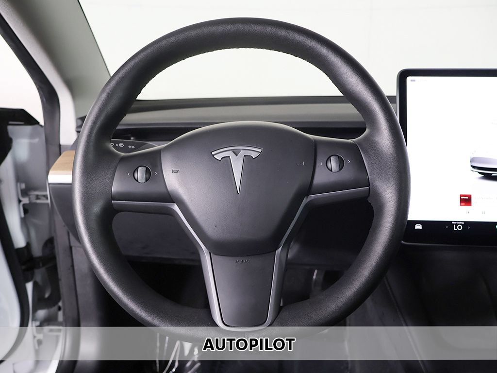 Used 2023 Tesla Model 3 Standard Range RWD image 5