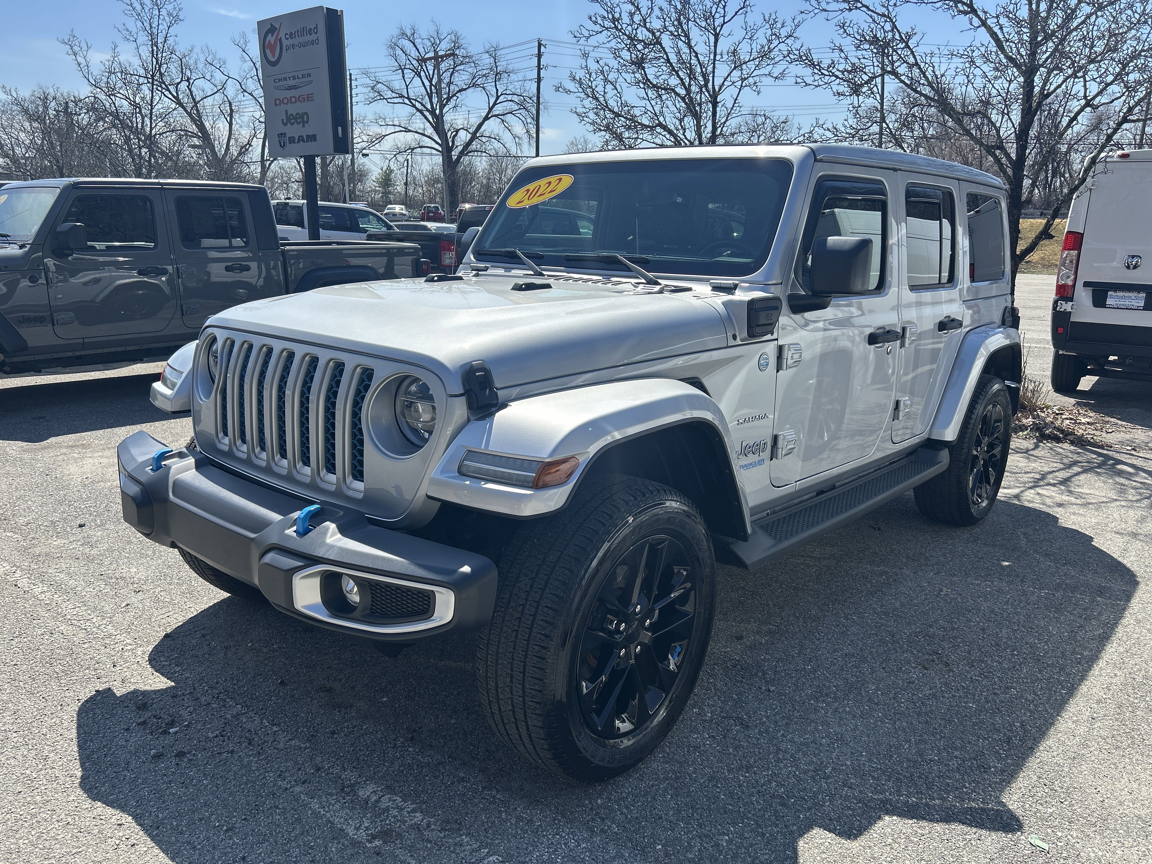 Certified 2022 Jeep Wrangler Unlimited Sahara w/ Cold Weather Group image 3