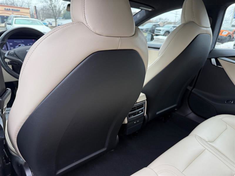 Used 2020 Tesla Model S Long Range Plus image 34