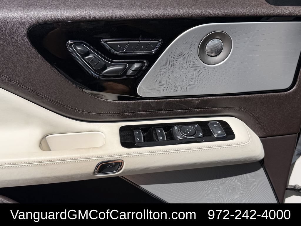 Used 2024 Lincoln Aviator Black Label w/ Dynamic Handling Package AWD/4WD image 28