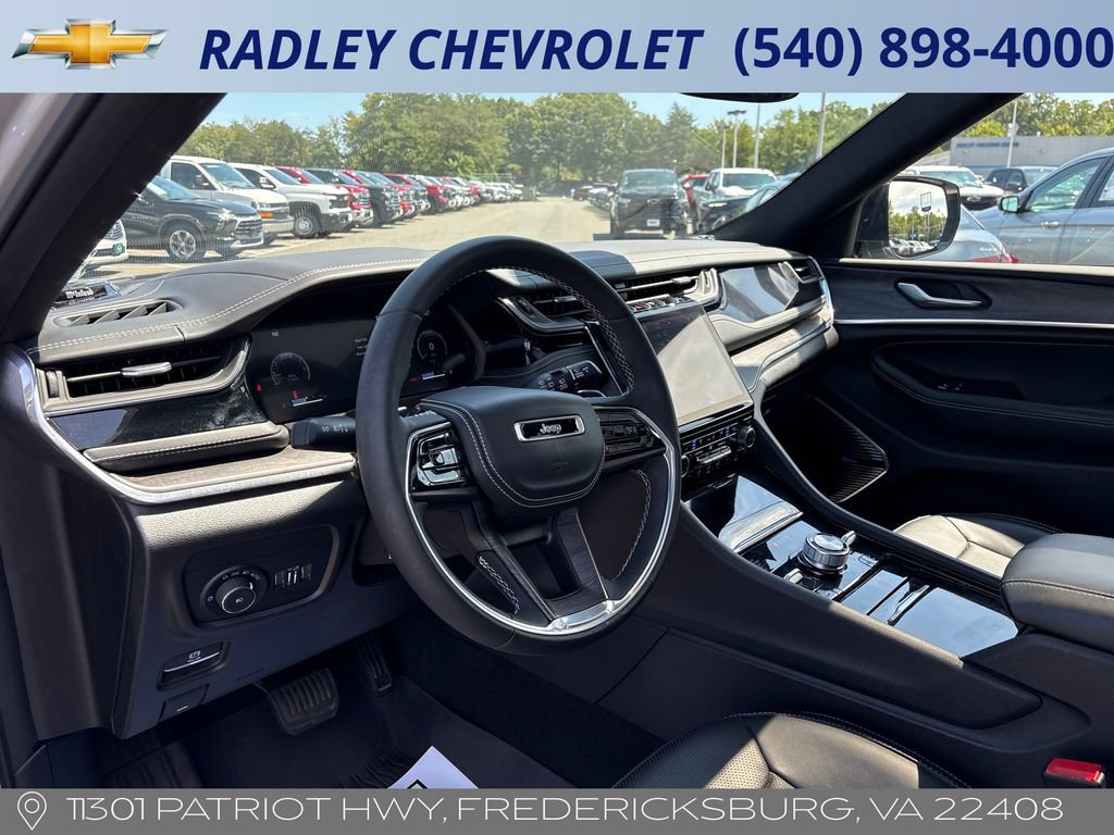 Used 2023 Jeep Grand Cherokee L Overland AWD/4WD image 4