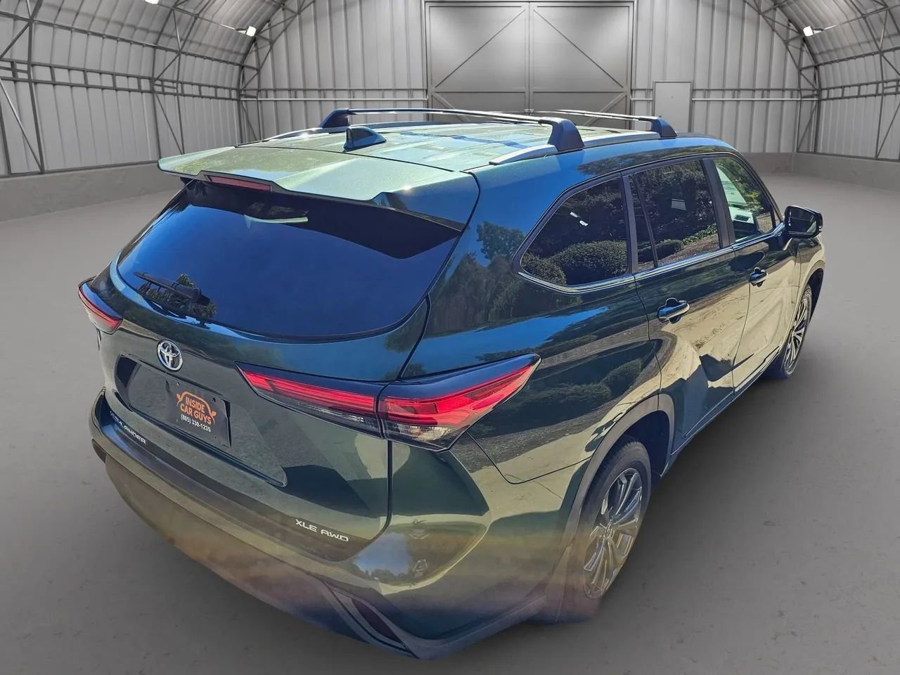 Used 2023 Toyota Highlander XLE image 10